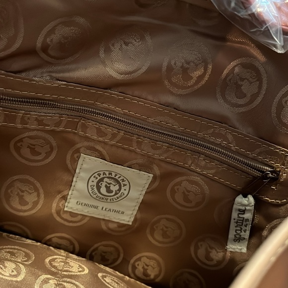 Spartina 449 leather purse. NWT. - Picture 6 of 7